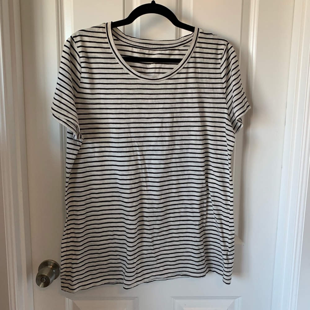 Mossimo black white striped tee XXL